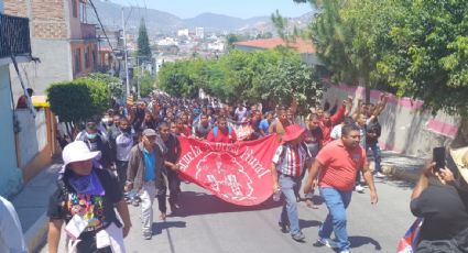 Normalistas y familiares de Yanqui Kothan marchan en Chilpancingo para exigir justicia