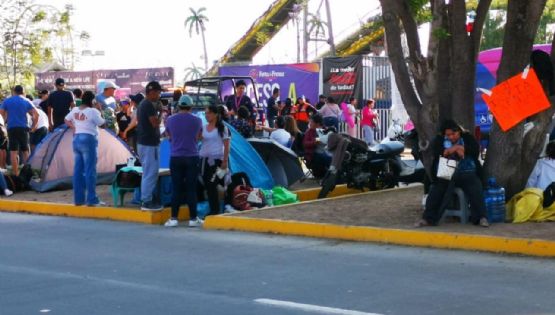 Más de 3 mil fans acampan para conseguir entradas para el concierto de Imagine Dragons en Irapuato