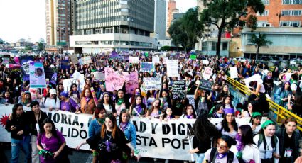 Las calles de Latinoamérica se llenan de verde y morado este 8M en demanda de políticas gubernamentales y seguridad para las mujeres