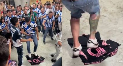 Aficionados de Rayados desatan polémica al bailar y pisotear una playera con el nombre de Messi