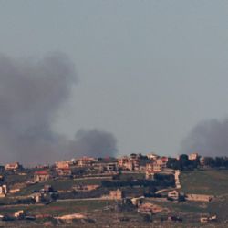 Hezbolá e Israel intercambian ataques pese al alto al fuego negociado en Washington