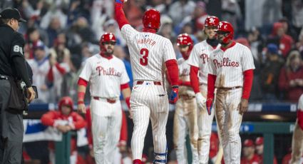 Bryce Harper se luce con tres jonrones, uno de ellos de Grand Slam en triunfo de Phillies