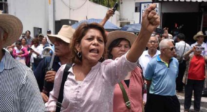 Maestros de Morelos protestan para exigir al ISSSTE una mejor atención y consultas de especialidades