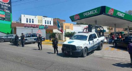 Empleados de gasolineras en Apatzingán amagan con suspender el servicio debido a extorsiones del crimen organizado