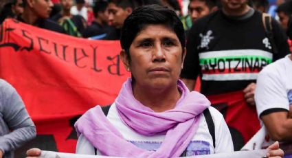 Padres de los 43 normalistas retiran su plantón del Zócalo y aceptan reunirse con AMLO después de las elecciones: "No pudo darnos justicia"