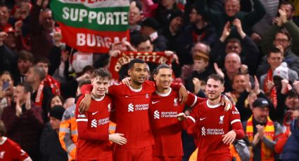 El Liverpool gana, recupera la cima y mantiene la lucha por la Premier League al rojo vivo