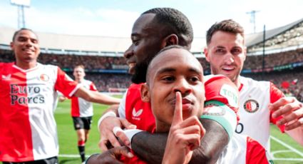 Feyenoord propina humillante goleada al Ajax; el mexicano Santiago Giménez se va en blanco