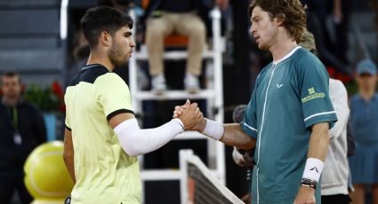 Carlos Alcaraz cae ante Rublev y se despide del sueño del tricampeonato en el Abierto de Madrid