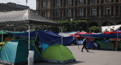 Se reinstala la asamblea de la CNTE para analizar permanencia del plantón y reiteran que no se confrontarán con la Marea Rosa en el Zócalo