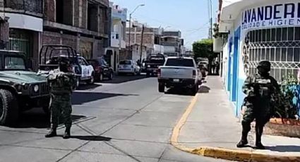 Policía en Moroleón muere tras ser atacado desde un vehículo en movimiento con armas de alto poder