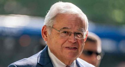 Suspenden juicio contra el senador Bob Menendez por caso de sobornos; miembros del jurado quedaron atrapados en un elevador