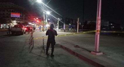 Investigan hallazgo de una cabeza humana dentro de una hielera en pleno Zócalo de Acapulco