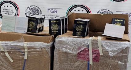 La FGR recupera mil 328 pasaportes de los 6 mil que fueron robados en Tlaxcala; hay dos sujetos detenidos y también portaban drogas