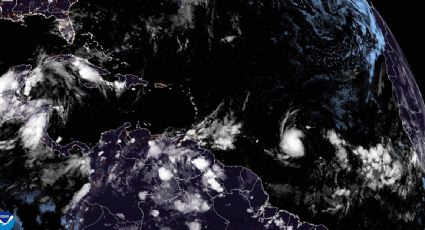 "Beryl" ya es huracán categoría 1 y se ubica a más de 4 mil kilómetros de Cancún, con rachas hasta de 150 km/h