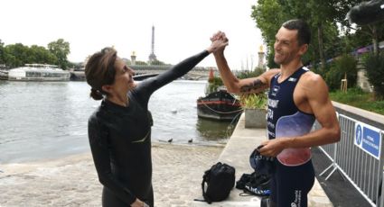 La ministra de Deportes de Francia nada en el río Sena para demostrar su limpieza y que está apto para los Juegos Olímpicos