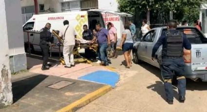 Atentan contra la tesorera del municipio veracruzano de Texistepec; conductor del taxi en el que viajaba resulta gravemente herido