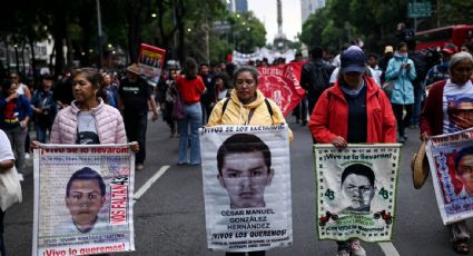 "Tengo que pagar mi cuota de humillación", dice AMLO sobre la inconformidad expresada por padres de Ayotzinapa a su informe del caso