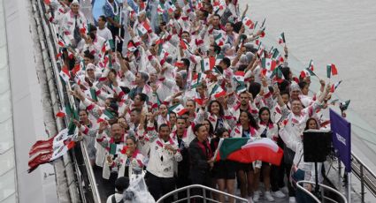 ¡México, México! La delegación nacional canta el ‘Cielito Lindo’ durante la inauguración de los Juegos Olímpicos en el río Sena