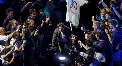 Tom Cruise realiza espectacular aparición a lo ‘Misión Imposible’ en la clausura de París 2024 y ya suena Los Ángeles 2028