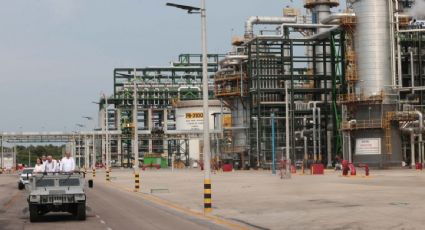 López Obrador asegura que la refinería en Dos Bocas producirá en dos semanas el 20% de la gasolina que se consume en el país