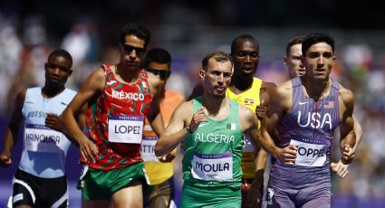 El mexicano Tonatiú López va al repechaje de los 800 metros planos en busca de entrar a las semifinales en París 2024