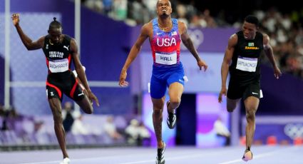 Hall logra nueva remontada para Estados Unidos en el atletismo olímpico y conquista el oro en los 400 metros planos