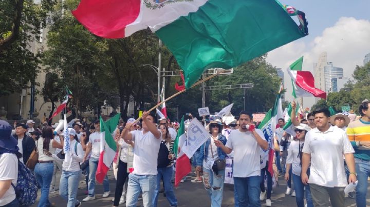 "Juez votado, corrupto asegurado": concluye marcha en contra de la reforma judicial en el Senado