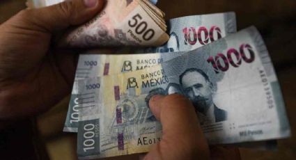 El peso remonta 0.6% y cierra en 19.09 por dólar en espera del anuncio de las tasas en EU