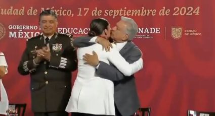 López Obrador aplaude la gestión de Ana Guevara en la Conade y la despide con un beso frente a todos los atletas: “Hemos cumplido”