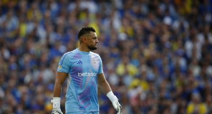 Boca Juniors suspende al portero ‘Chiquito’ Romero por encarar a aficionados tras la derrota ante River Plate