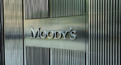 Moody’s mantiene el grado de inversión de México, pero advierte sobre incertidumbre por reformas