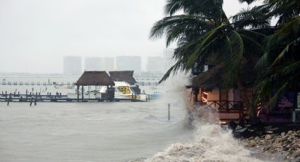 "Helene" avanza hacia Florida y se intensifica en huracán categoría 2; alertan por inundaciones