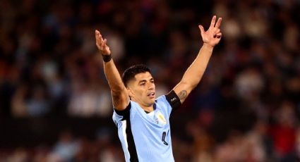 ¡Adiós, ‘Pistolero’! Luis Suárez es titular, capitán y recibe homenaje en su despedida de la selección de Uruguay