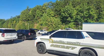 La policía continúa la búsqueda del autor del tiroteo en Kentucky; varias escuelas cancelan clases