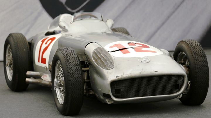 Un Mercedes de 1955 que manejó Juan Manuel Fangio será el auto de Fórmula Uno más caro de todos los tiempos