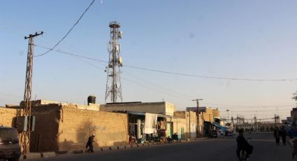 Más de 1.3 millones de mujeres afganas afectadas por falta de internet