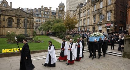 El exfutbolista Wayne Rooney, el cantante Liam Gallagher y la ciudad de Manchester se unen para despedir al legendario boxeador Ricky Hatton
