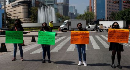 Trabajadores del SAT se manifiestan en ciudades de 13 estados