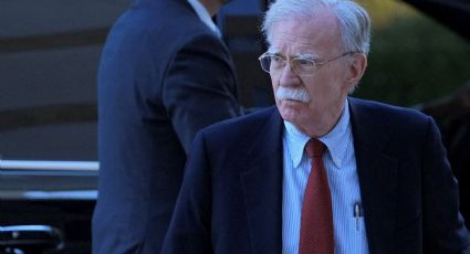 Exasesor de seguridad de Trump se entrega a las autoridades tras ser imputado por mal manejo de información clasificada