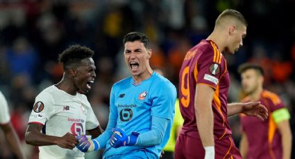 ¡Impresionante! El portero del Lille ataja tres veces un penalti que se repitió y su equipo derrota a la Roma en la Europa League