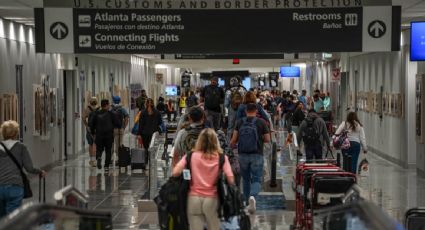 Detienen a hombre armado con un rifle en aeropuerto de EU; amenazó en redes con realizar un tiroteo