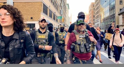 Neoyorquinos se enfrentan contra al ICE durante redada en Canal Street