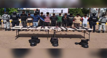 Detienen a 18 personas, desmantelan un laboratorio clandestino y aseguran armas en Sinaloa