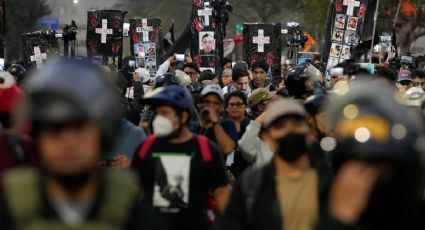 Cientos de personas protestan en Perú por inseguridad; realizan contramarcha a favor de la policía