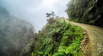 Autobús en Bolivia cae en precipicio de más de 300 metros; hay 16 muertos y 32 heridos