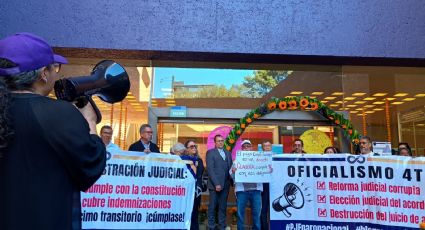 "Paga lo que debes": extrabajadores del PJF bloquean la avenida Revolución en CDMX para exigir sus liquidaciones