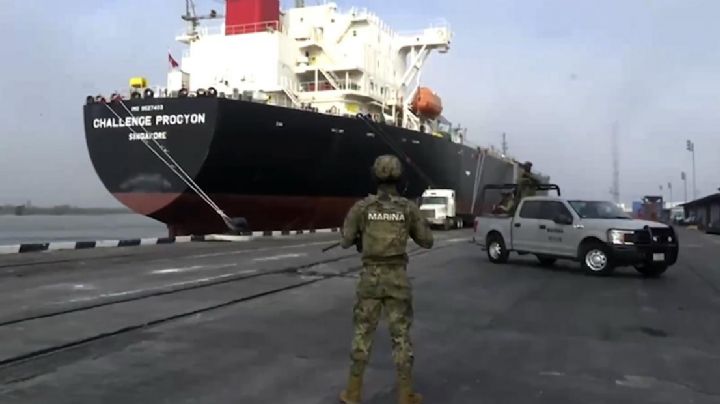 "Huachicol" desde la Marina: la historia del hombre que aparece más de 262 veces en el expediente de tráfico de combustible