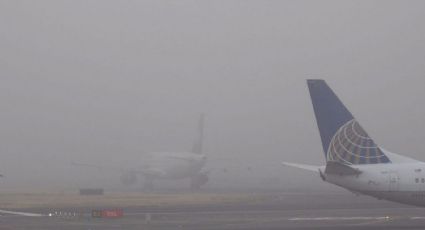 Se reportan afectaciones a despegues y aterrizajes en el AICM por banco de niebla