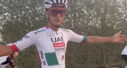 ¡Mexicano orgulloso! Isaac del Toro luce la bandera tricolor en su uniforme tras reintegrarse a su equipo como Campeón Nacional