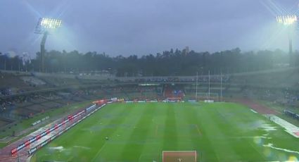 El partido Pumas-Chivas sufre un retraso debido a las condiciones climatológicas en CU